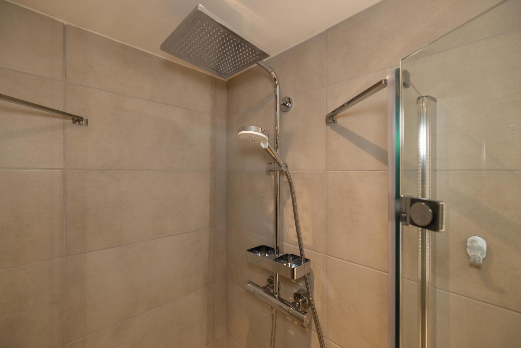 Great 2-room Loft With 2 Bathrooms And 2 Kitchen Appartamento *